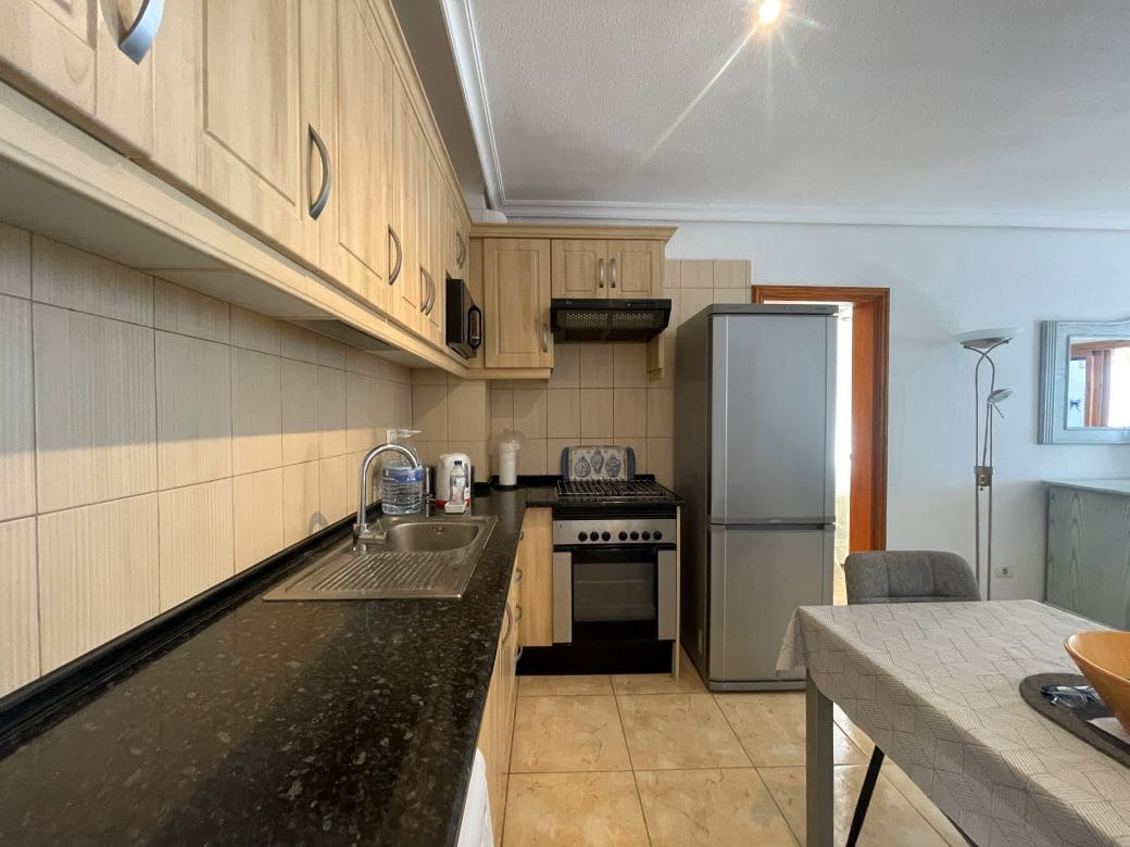 Apartamento de 2 habitaciones en San Miguel de Abona en venta con piscina - 285.000 € (Ref: 9569619)