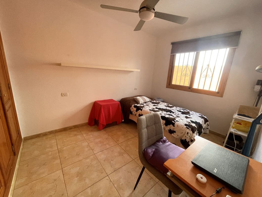 Apartamento de 2 habitaciones en San Miguel de Abona en venta con piscina - 285.000 € (Ref: 9569619)