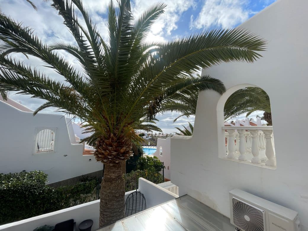 Apartamento de 2 habitaciones en San Miguel de Abona en venta con piscina - 285.000 € (Ref: 9569619)