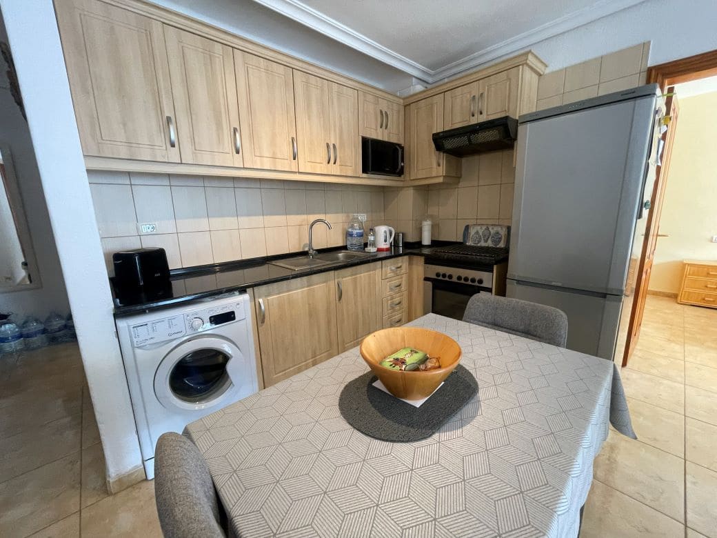 Apartamento de 2 habitaciones en San Miguel de Abona en venta con piscina - 285.000 € (Ref: 9569619)