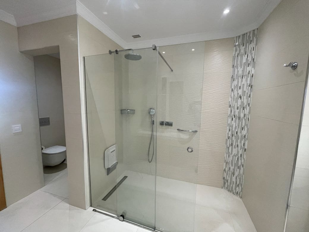 Apartamento de 2 habitaciones en Golf del Sur en venta con piscina garaje - 665.000 € (Ref: 9665353)