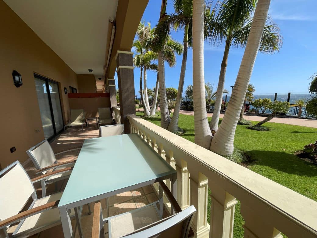 Apartamento de 2 habitaciones en Golf del Sur en venta con piscina garaje - 665.000 € (Ref: 9665353)