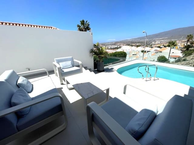 3 sovrum Villa till salu i San Eugenio Alto, Adeje med pool garage - 1 795 000 € (Ref: 9748265)