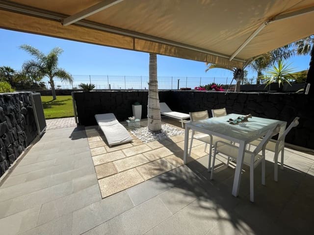 2 soveværelse Rækkehus til salg i San Miguel de Abona med swimmingpool - € 559.000 (Ref: 9769052)