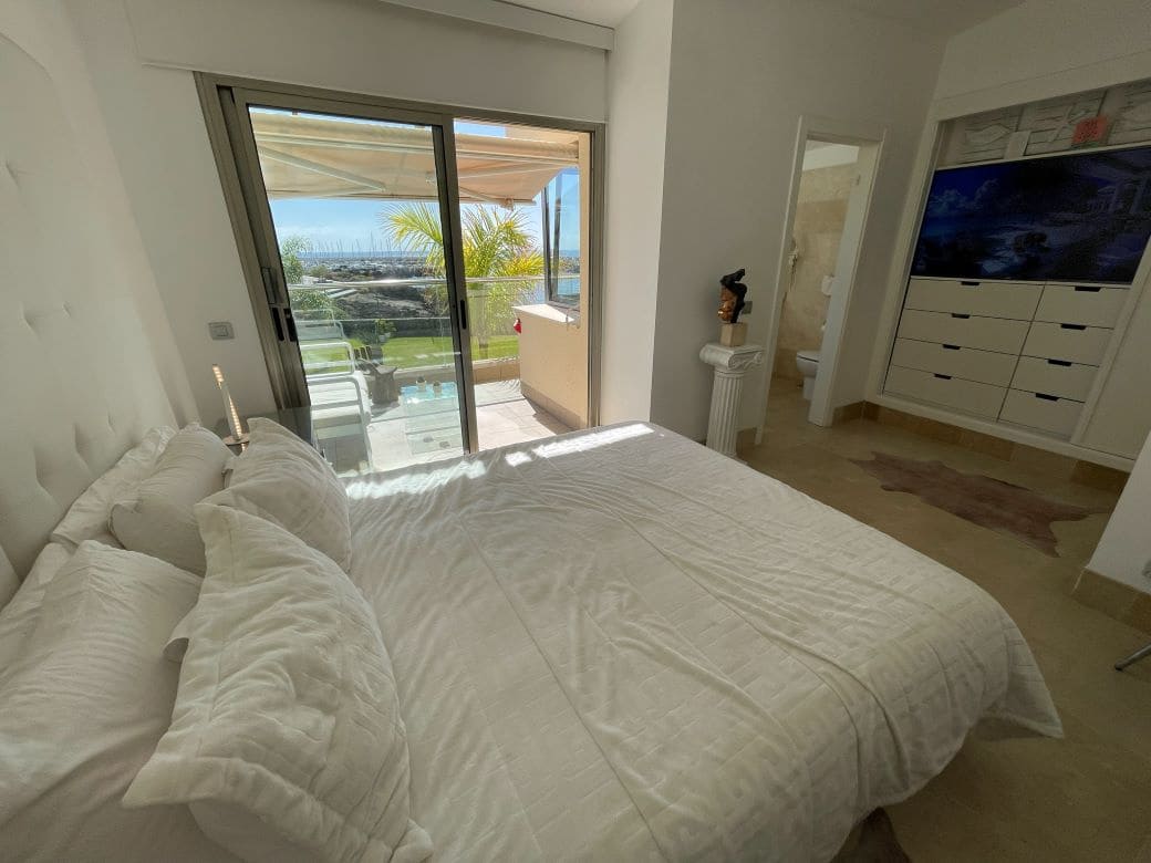 2 bedroom Terraced Villa for sale in San Miguel de Abona with pool - € 559,000 (Ref: 9769052)