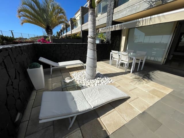 2 soveværelse Rækkehus til salg i San Miguel de Abona med swimmingpool - € 559.000 (Ref: 9769052)