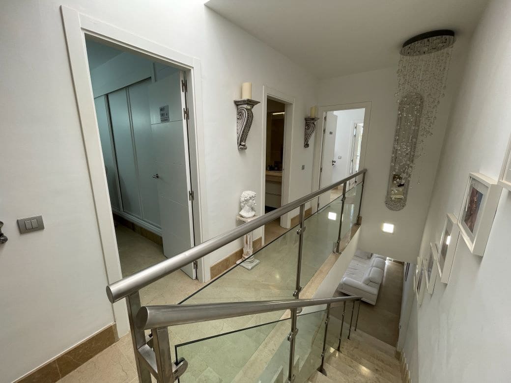 2 bedroom Terraced Villa for sale in San Miguel de Abona with pool - € 559,000 (Ref: 9769052)