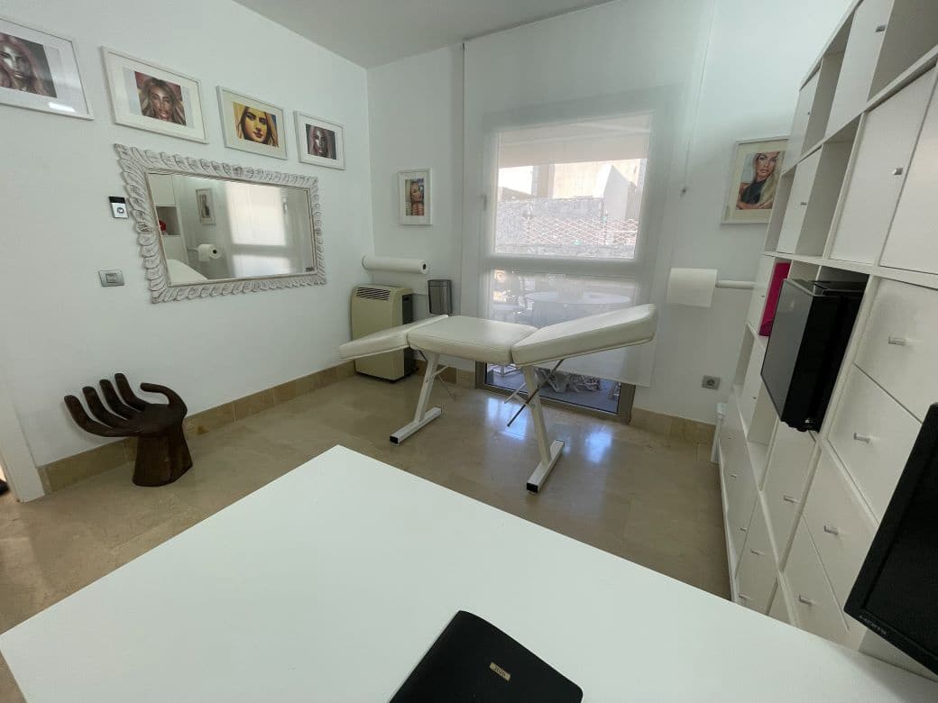 2 bedroom Terraced Villa for sale in San Miguel de Abona with pool - € 559,000 (Ref: 9769052)