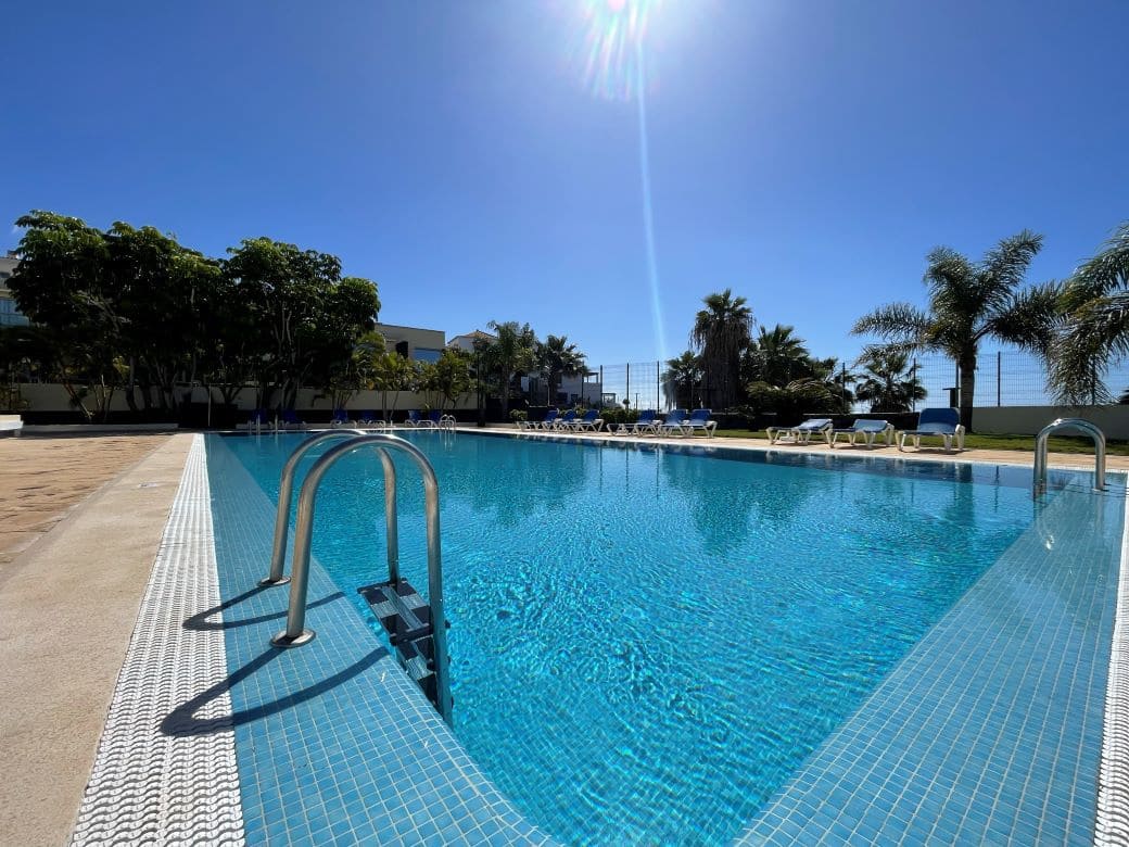 2 bedroom Terraced Villa for sale in San Miguel de Abona with pool - € 559,000 (Ref: 9769052)