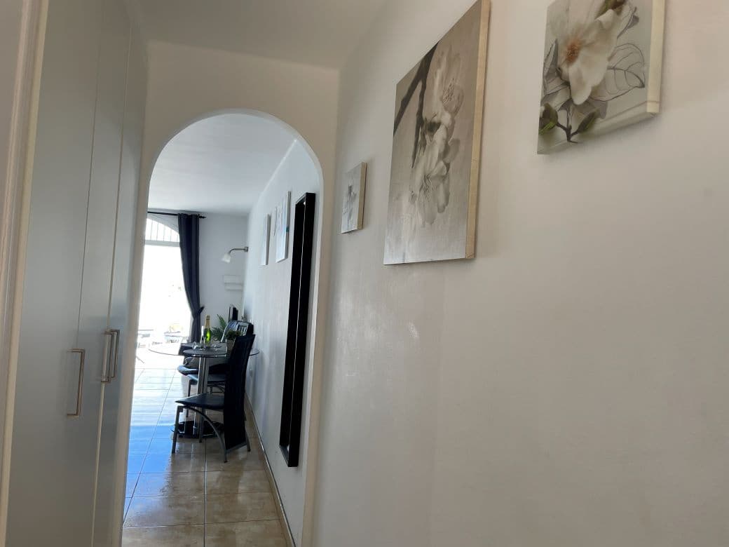 Apartamento en Adeje en venta con piscina - 279.000 € (Ref: 9814663)