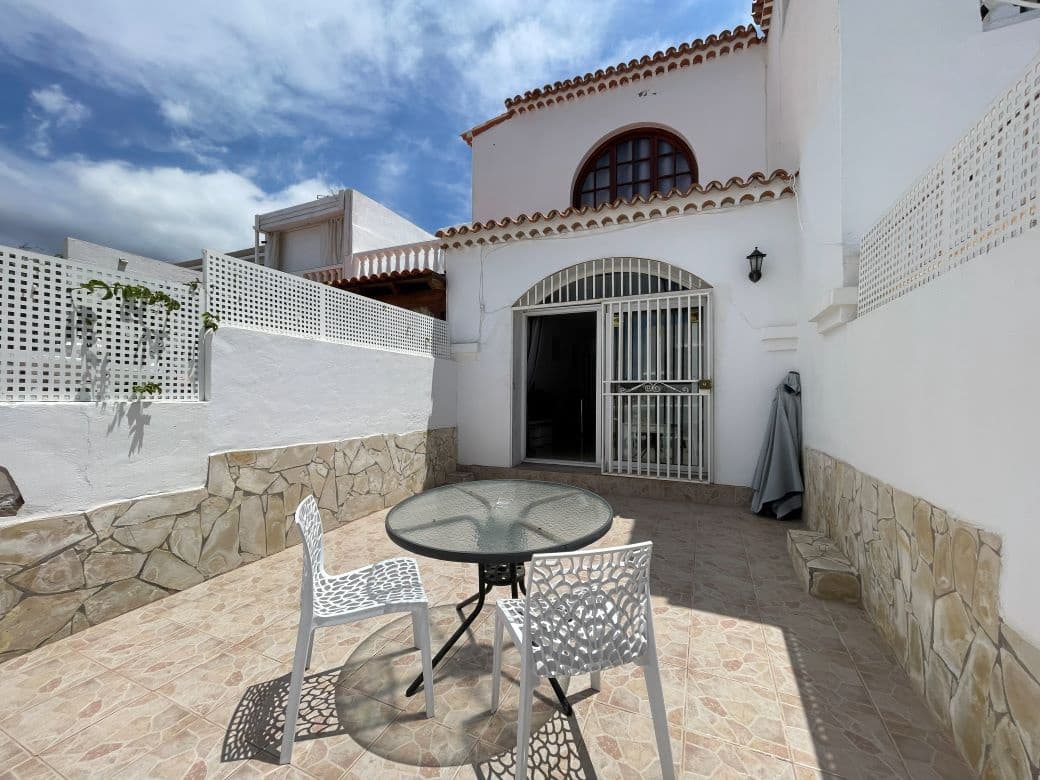 Apartamento en Adeje en venta con piscina - 279.000 € (Ref: 9814663)