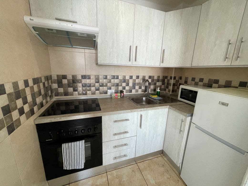 Apartamento en Adeje en venta con piscina - 279.000 € (Ref: 9814663)