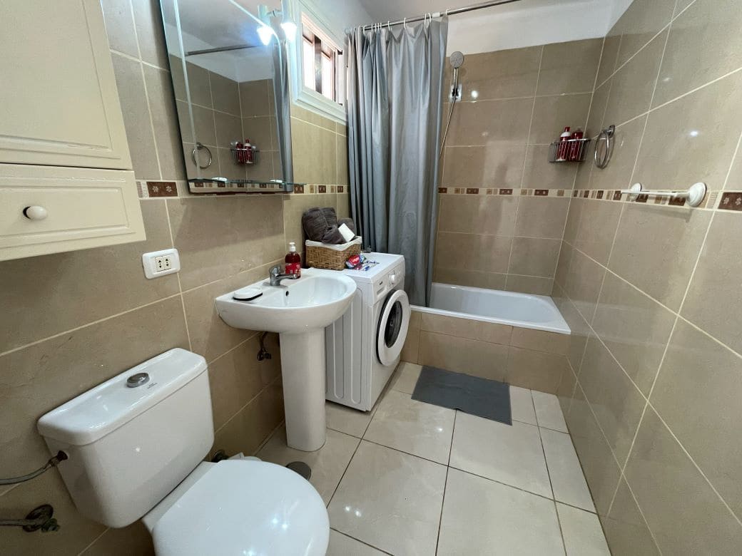 Apartamento en Adeje en venta con piscina - 279.000 € (Ref: 9814663)