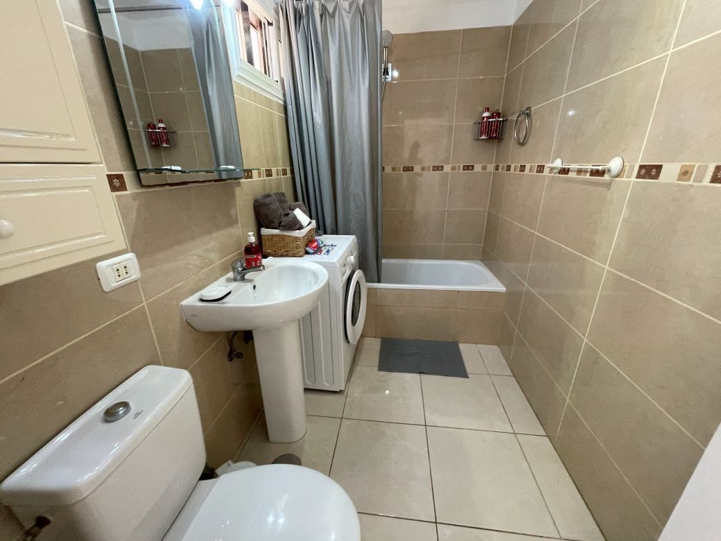 Apartamento en Adeje en venta con piscina - 279.000 € (Ref: 9814663)