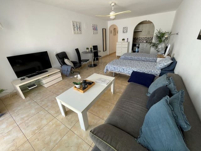 Apartamento en Adeje en venta con piscina - 279.000 € (Ref: 9814663)