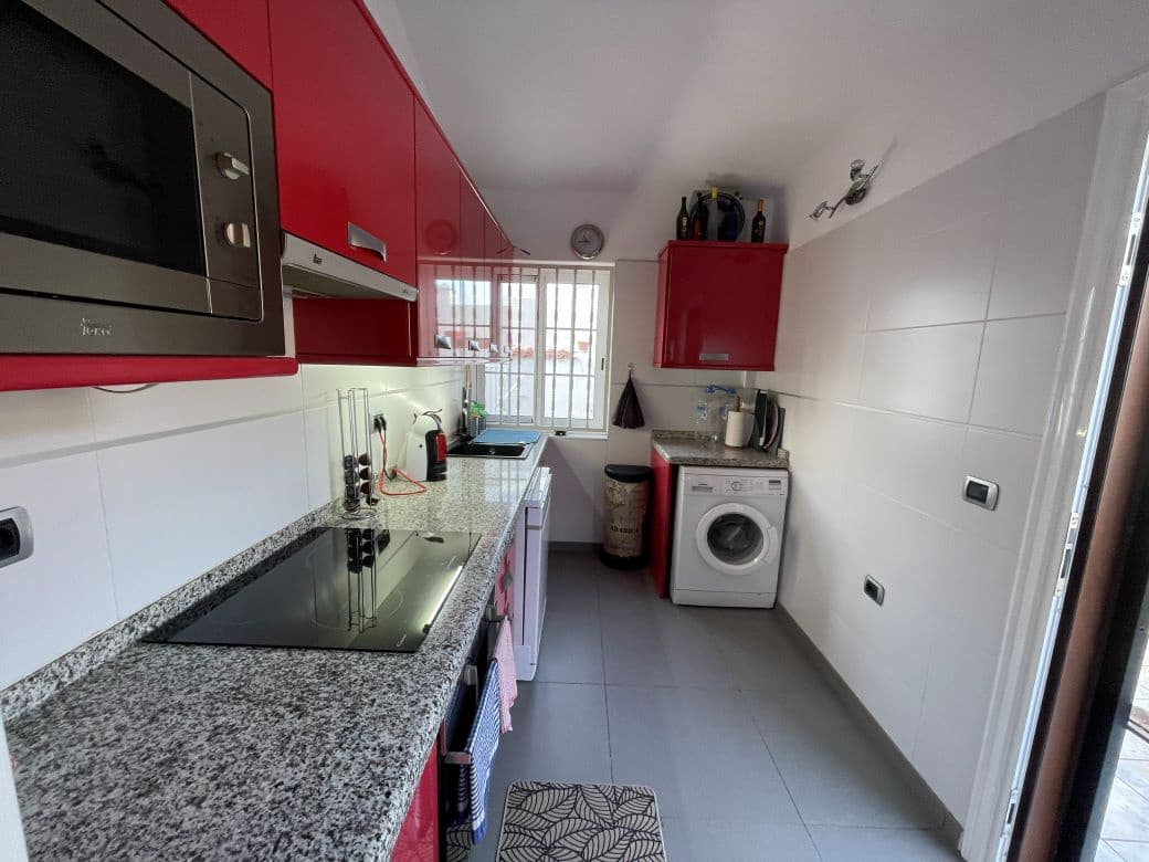 3 soveværelse Bungalow til salg i San Miguel de Abona med swimmingpool - € 295.000 (Ref: 9865879)