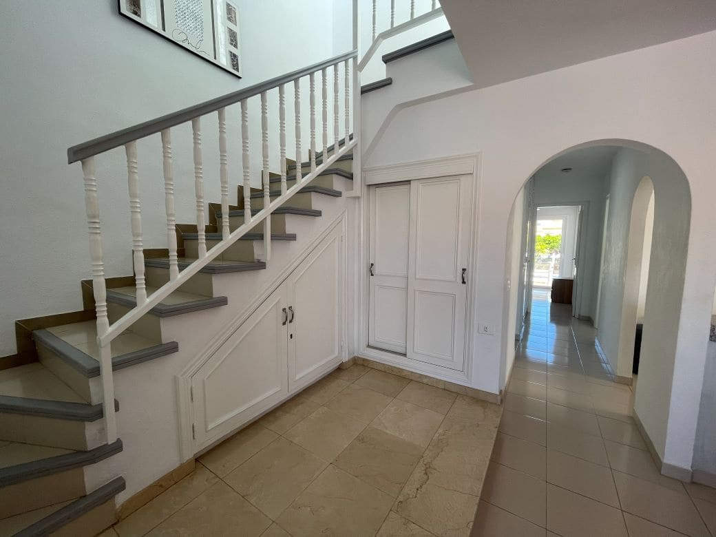 3 soverom Villa til salgs i San Miguel de Abona med svømmebasseng - € 425 000 (Ref: 9866124)