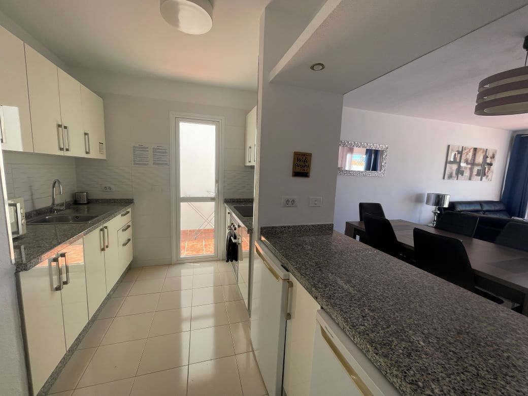 3 soverom Villa til salgs i San Miguel de Abona med svømmebasseng - € 425 000 (Ref: 9866124)