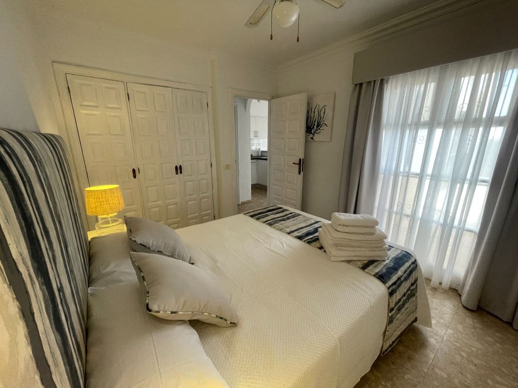 1 bedroom Apartment for sale in San Miguel de Abona with pool - € 210,000 (Ref: 9885208)