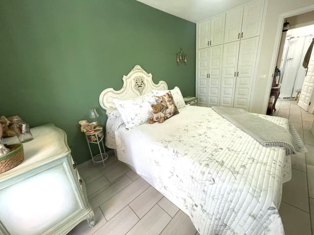 Apartamento de 1 habitación en San Miguel de Abona en venta con piscina - 225.000 € (Ref: 9914763)