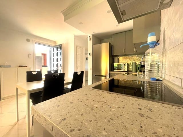 1 soveværelse Lejlighed til salg i San Miguel de Abona med swimmingpool - € 240.000 (Ref: 9961158)