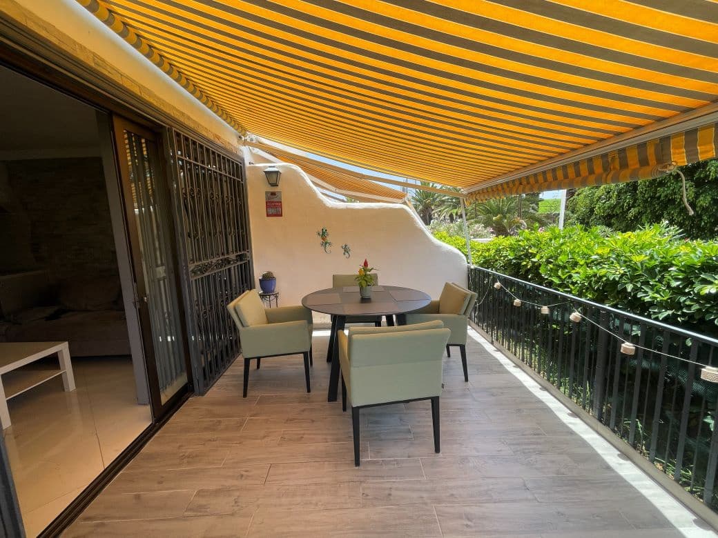 1 soveværelse Lejlighed til salg i San Miguel de Abona med swimmingpool - € 240.000 (Ref: 9961158)