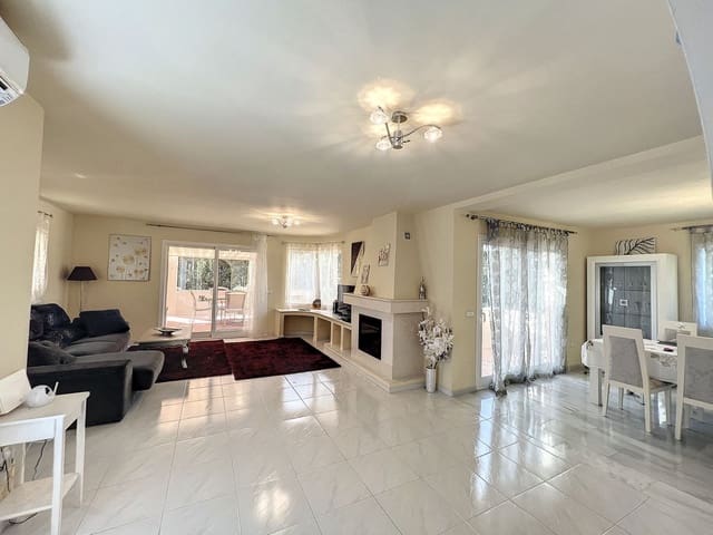 Chalet de 5 habitaciones en Mijas en venta con piscina garaje - 1.000.000 € (Ref: 7766884)