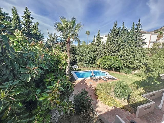 Chalet de 5 habitaciones en Mijas en venta con piscina garaje - 1.000.000 € (Ref: 7766884)