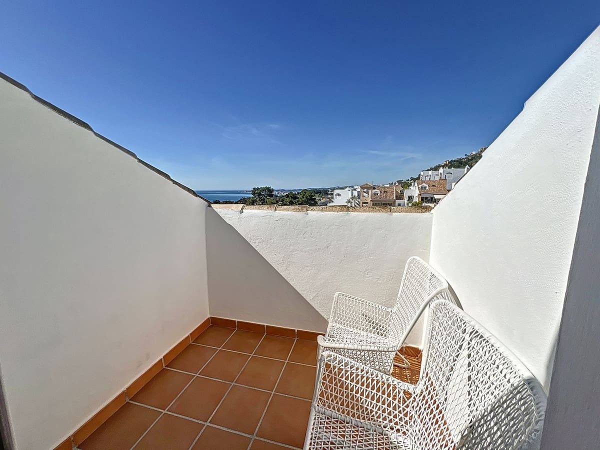 3 soveværelse Semi-Rækkehus til salg i Benalmadena med swimmingpool garage - € 1.200.000 (Ref: 8197950)