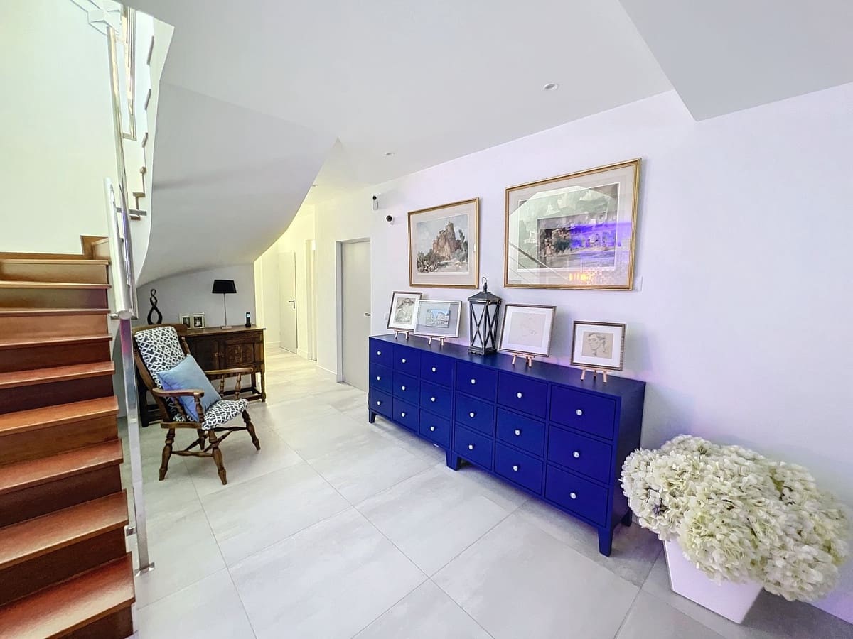 3 soveværelse Semi-Rækkehus til salg i Benalmadena med swimmingpool garage - € 1.200.000 (Ref: 8197950)