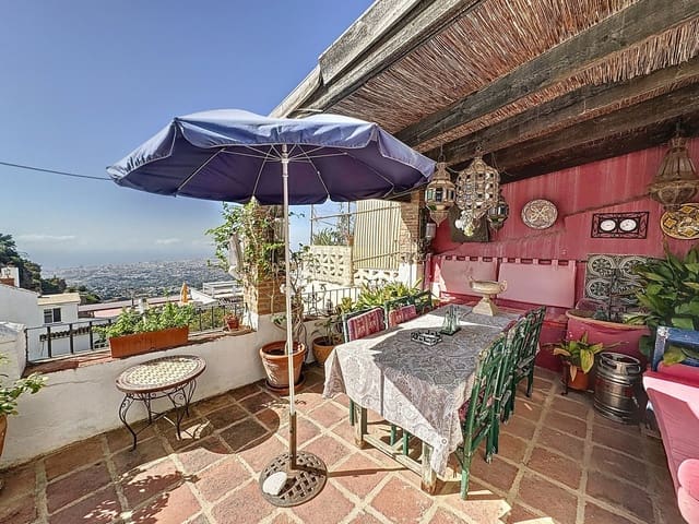 Casa de 3 habitaciones en Mijas en venta con piscina - 435.000 € (Ref: 8524455)