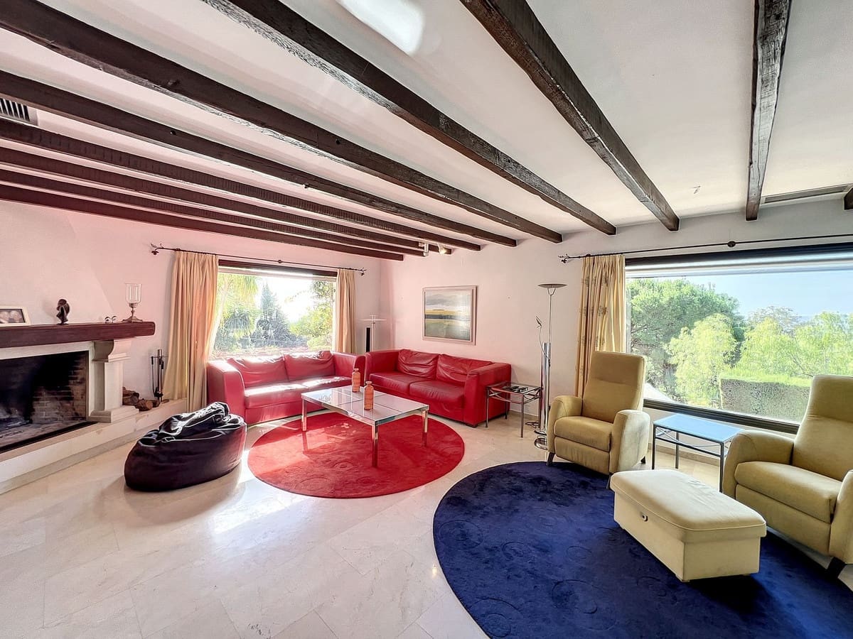 Chalet de 4 habitaciones en Mijas en venta con piscina garaje - 1.475.000 € (Ref: 8878666)