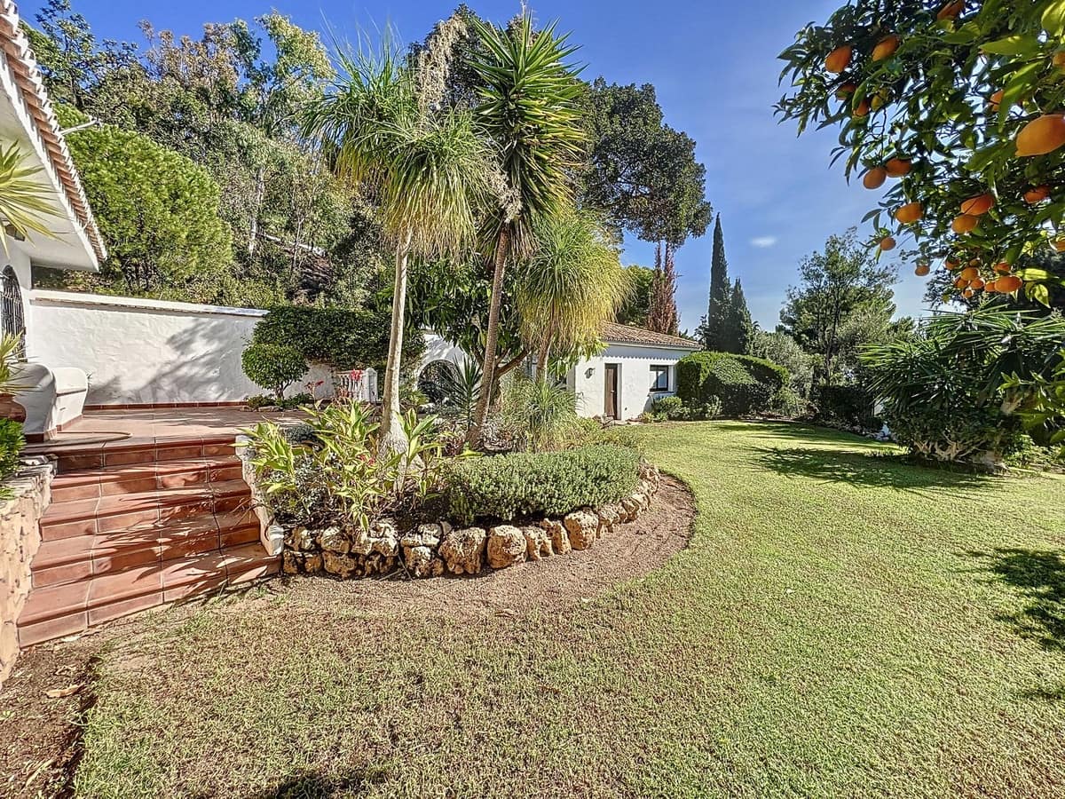 Chalet de 4 habitaciones en Mijas en venta con piscina garaje - 1.475.000 € (Ref: 8878666)