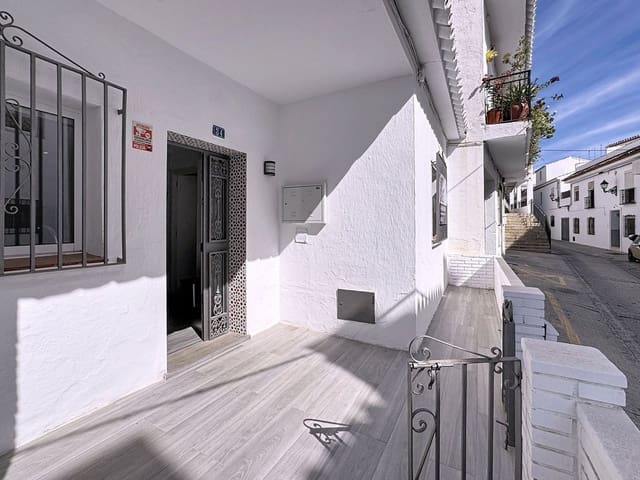Casa de 2 habitaciones en Mijas en venta - 299.000 € (Ref: 9325587)