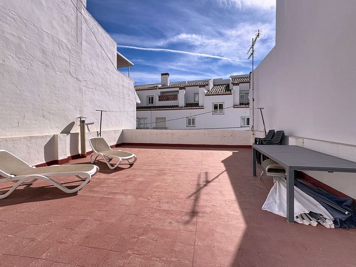 Casa de 2 habitaciones en Mijas en venta - 299.000 € (Ref: 9325587)