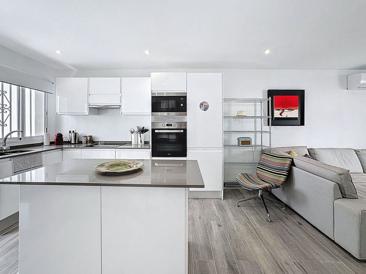 Casa de 2 habitaciones en Mijas en venta - 299.000 € (Ref: 9325587)