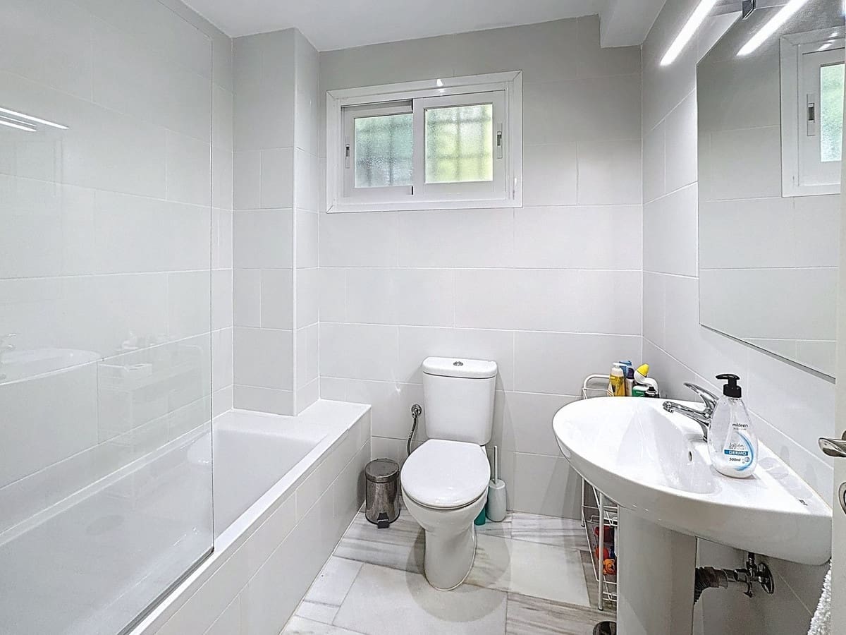 4 bedroom Villa for sale in Mijas with pool garage - € 975,000 (Ref: 9327005)