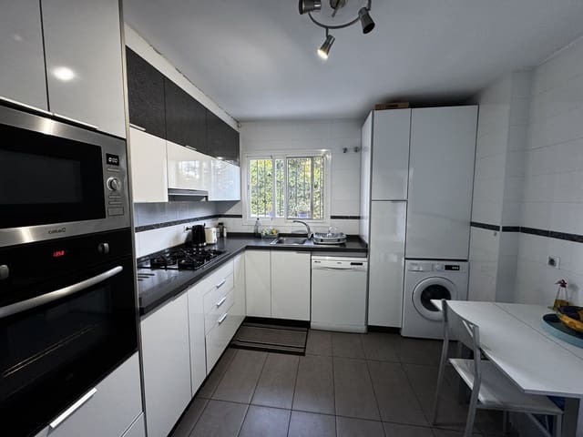 Casa de 3 habitaciones en Mijas en venta con piscina - 355.000 € (Ref: 9331423)