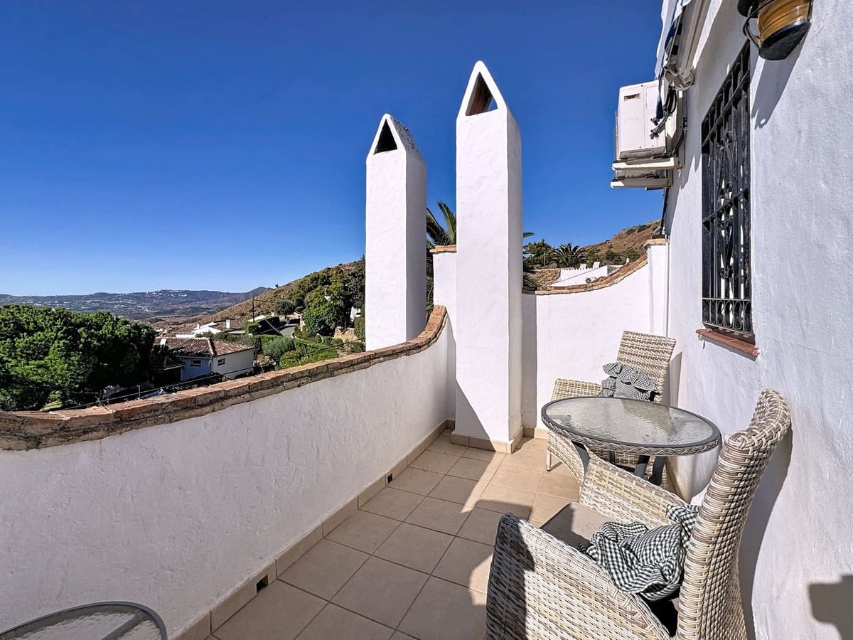 3 camera da letto Villetta Bifamiliare in vendita in Mijas con piscina garage - 480.000 € (Rif: 9340151)