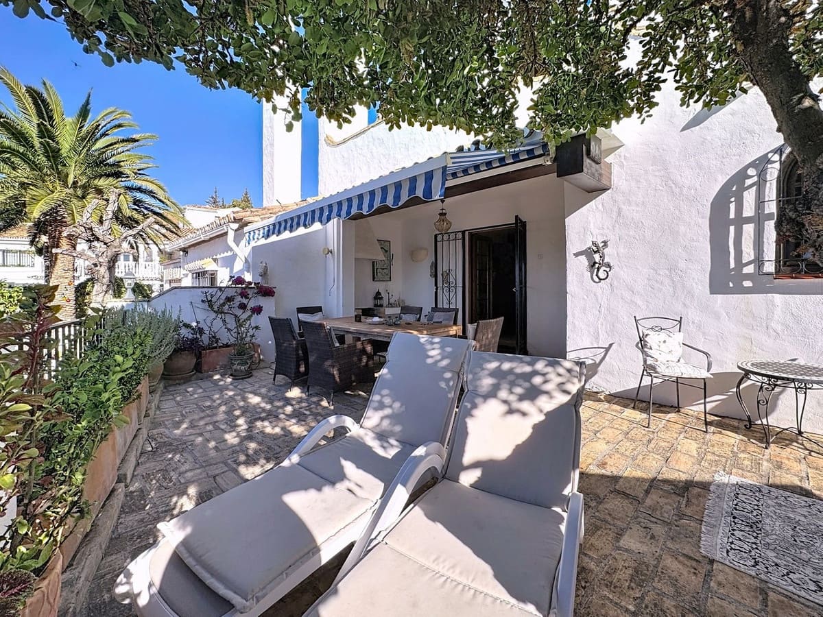 3 camera da letto Villetta Bifamiliare in vendita in Mijas con piscina garage - 480.000 € (Rif: 9340151)