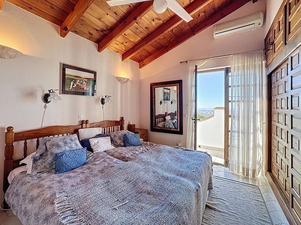 3 camera da letto Villetta Bifamiliare in vendita in Mijas con piscina garage - 480.000 € (Rif: 9340151)