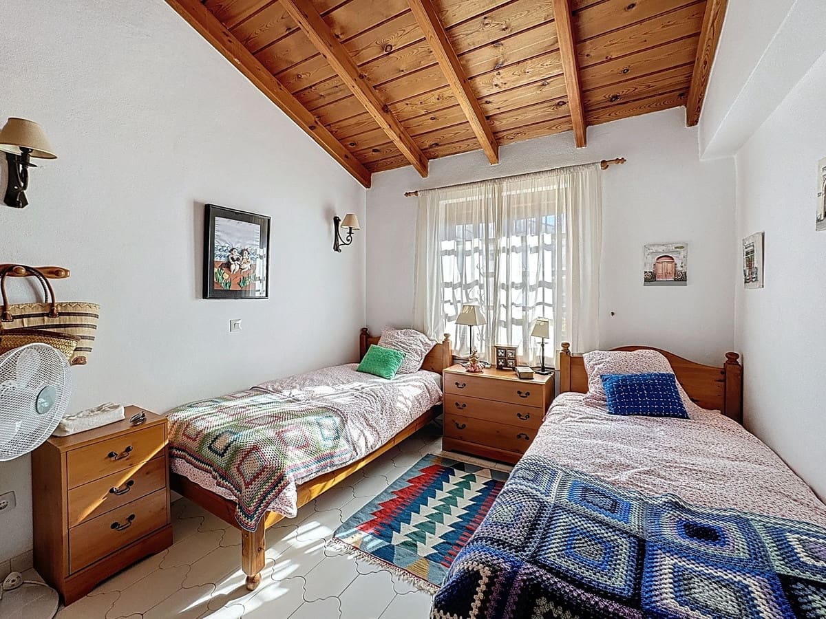 3 camera da letto Villetta Bifamiliare in vendita in Mijas con piscina garage - 480.000 € (Rif: 9340151)