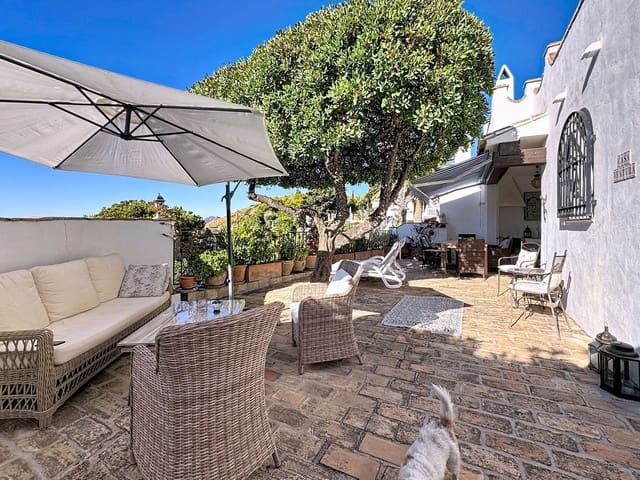 3 soveværelse Semi-Rækkehus til salg i Mijas med swimmingpool garage - € 480.000 (Ref: 9340151)