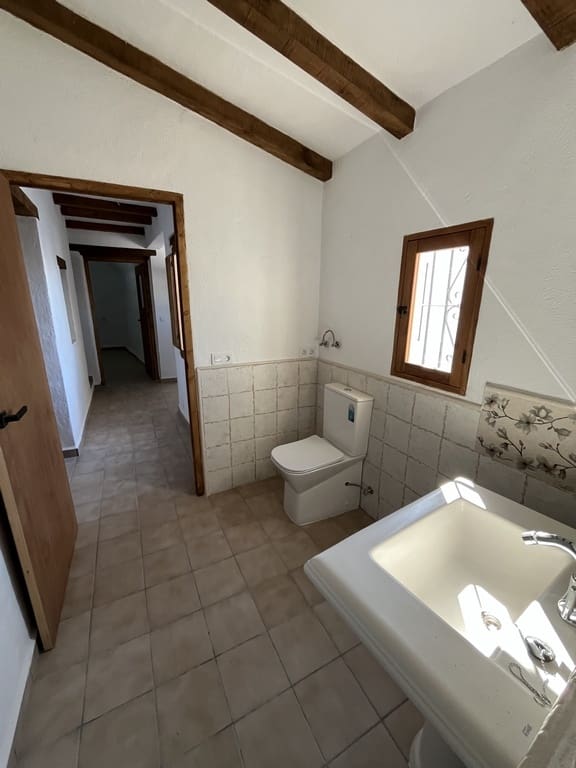 6 sovrum Grotthus till salu i Castillejar med garage - 255 000 € (Ref: 10014111)