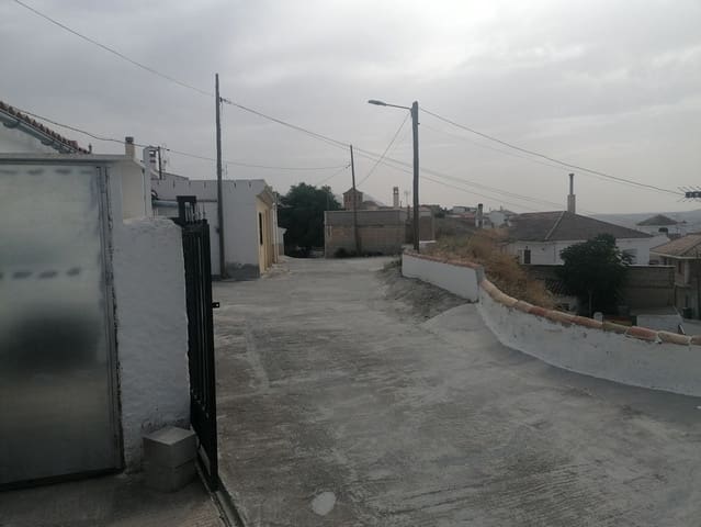 4 slaapkamer Grotwoning te koop in Benamaurel met garage - € 75.000 (Ref: 10014112)