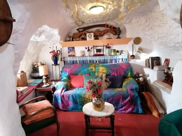 4 slaapkamer Grotwoning te koop in Benamaurel met garage - € 75.000 (Ref: 10014112)