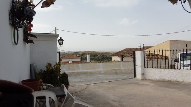 4 slaapkamer Grotwoning te koop in Benamaurel met garage - € 75.000 (Ref: 10014112)