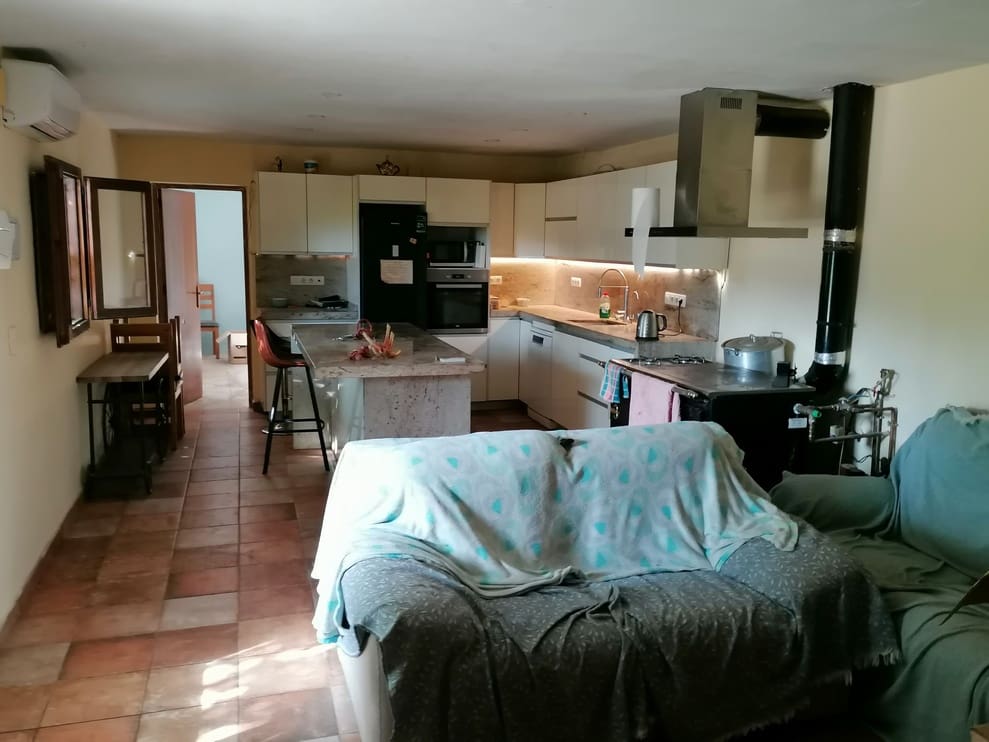 3 bedroom Finca/Country House for sale in Baza with garage - € 145,000 (Ref: 10035801)