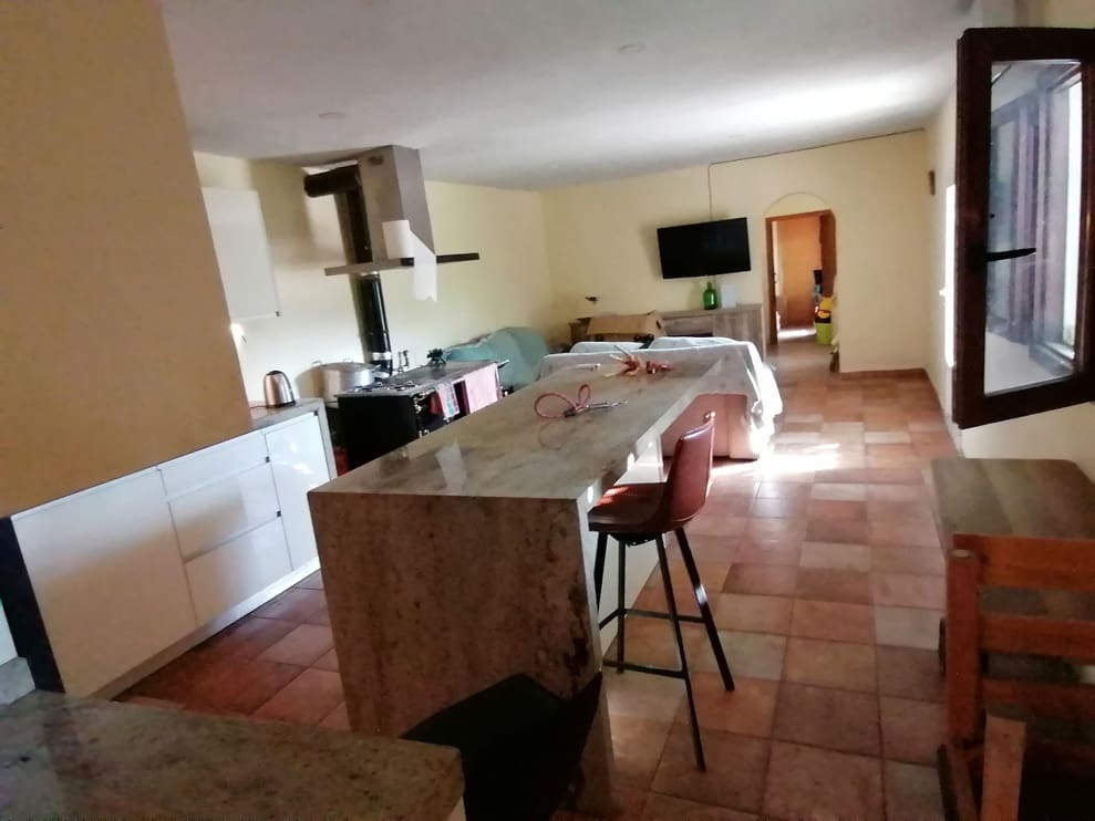 3 bedroom Finca/Country House for sale in Baza with garage - € 145,000 (Ref: 10035801)