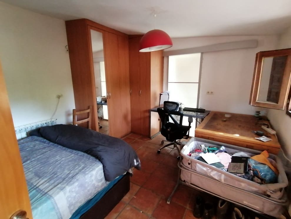 3 bedroom Finca/Country House for sale in Baza with garage - € 145,000 (Ref: 10035801)